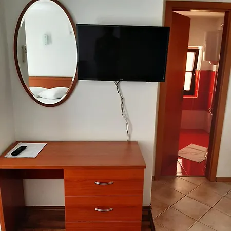 Apartment By The Sea - 13312
