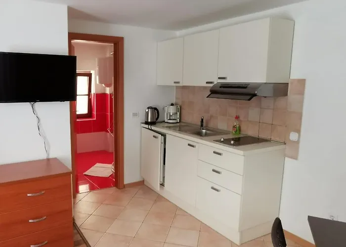 Apartment By The Sea - 13312 Cres